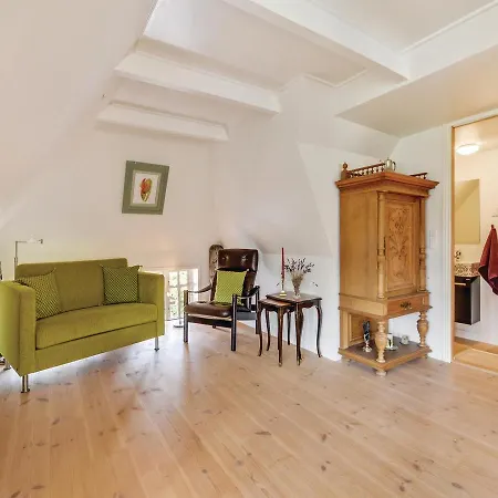 Feriehus Three-bedroom Holiday In Ejby *
